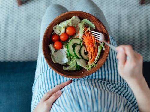 Louwen-Diät: spezielle Ernährung soll die Geburt erleichtern