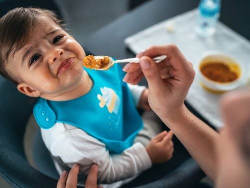 Hand-Fuß-Mund-Bilder: Schluckbeschwerden führen zu Appetitverlust